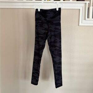 Women’s Athleta Camo Leggings